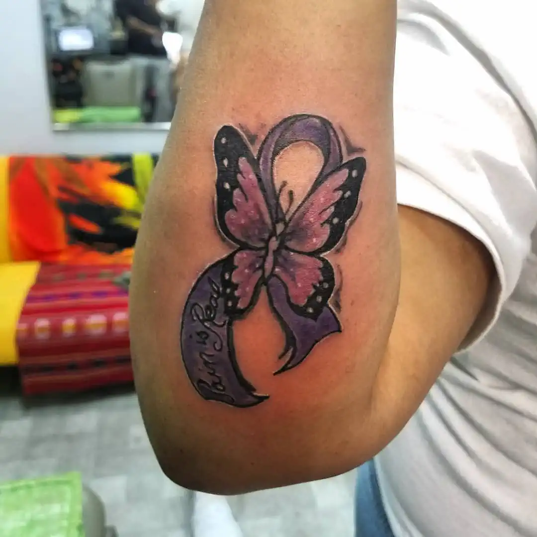 Mariposa con Lazo conmemoracion Cancer