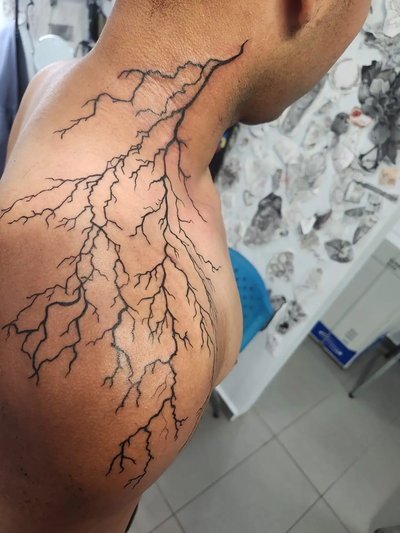 Tatuaje Línea Fina